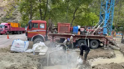 İlçenin su sorunu çözülüyor! Sondajda ilk suya ulaşıldı
