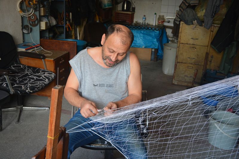 DEFORME OLMUŞ AĞLARI ONARIYOR