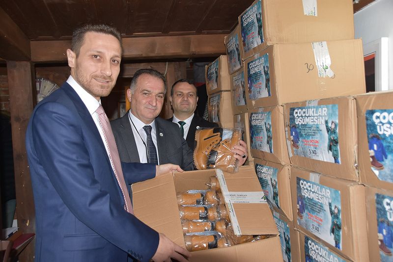 SİAD İHTİYAC SAHİBİ COCUKLARI UNUTMADI
