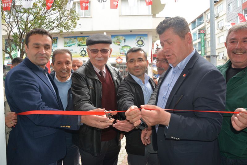 CHP SEÇİM BÜROLARINI AÇMAYA BAŞLADI