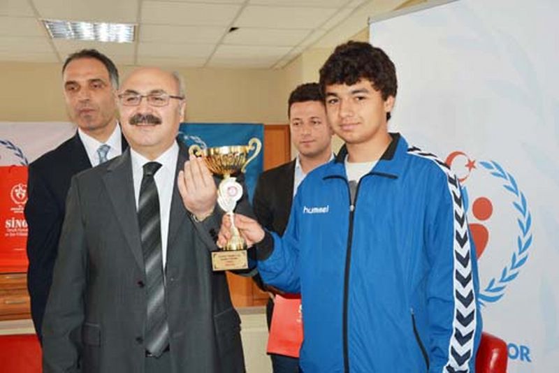SPORCULAR ÖDÜLLENDİRİLDİ