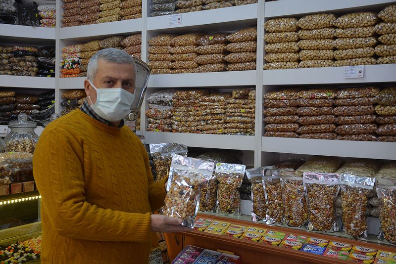 KURUYEMİŞÇİLER YILBAŞINA HAZIR!