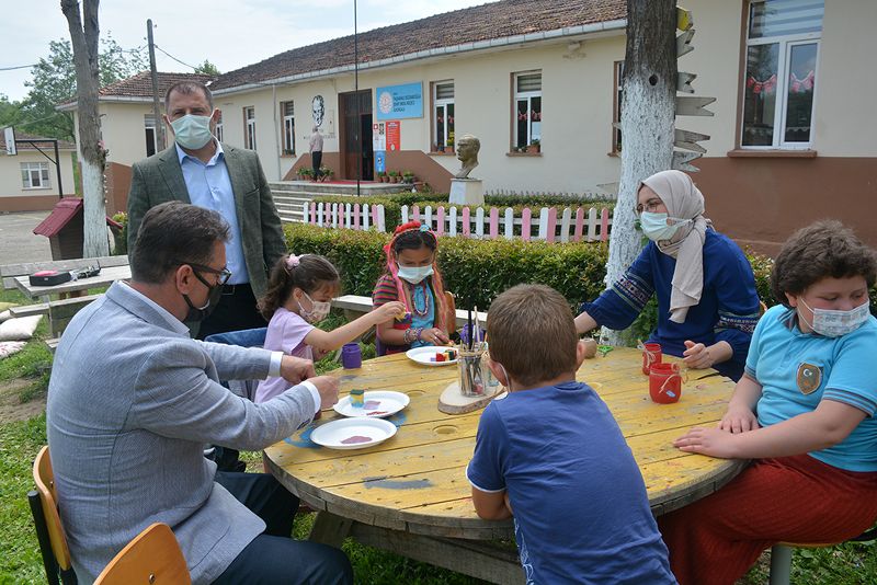 SİNOP’TA ÖĞRENCİLER HEM EĞLENİYOR HEM ÖĞRENİYOR