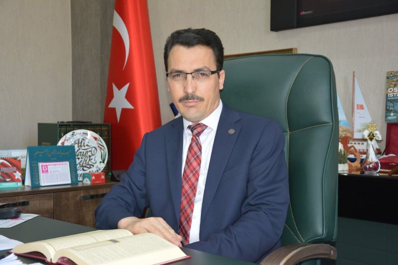 Müftü Ali Hayri Çelik; 'Bu Gece Kandil Gecesi'