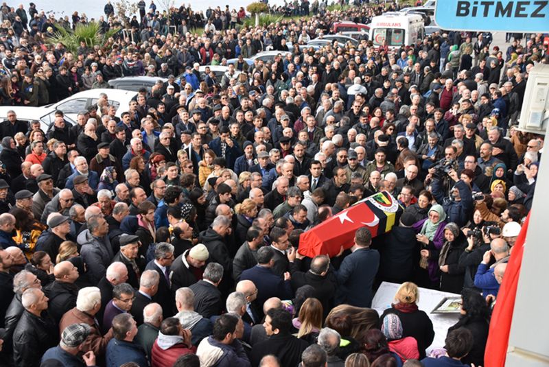 TERÖR KURBANI BERKAY AKBAŞ SON YOLCULUĞUNA UĞURLANDI