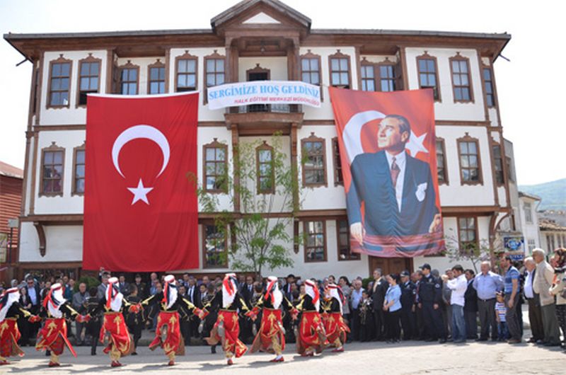 Zeytinyağı Üretim Tesisi Hizmete Girdi
