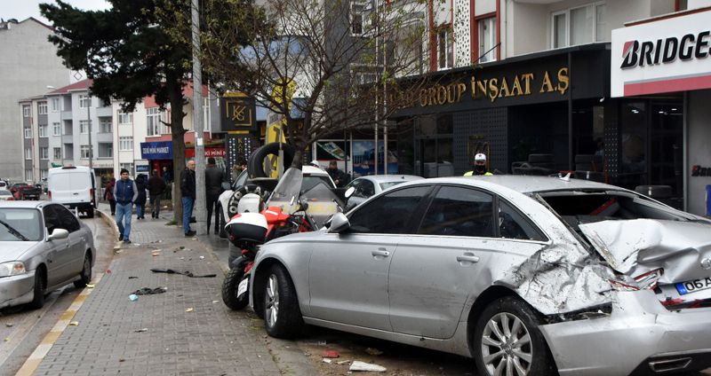 SİNOP'TA OTOMOBİLİN ÇARPTIĞI GENÇ KADIN ÖLDÜ
