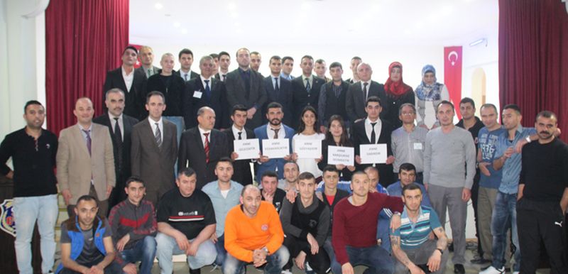 CEZAEVİNDE ANNELER GÜNÜ PROGRAMI