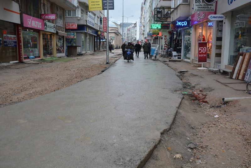 ÇALIŞMALAR DEVAM EDİYOR