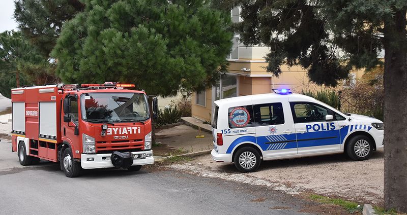 Patlayan şömine paniğe sebep oldu