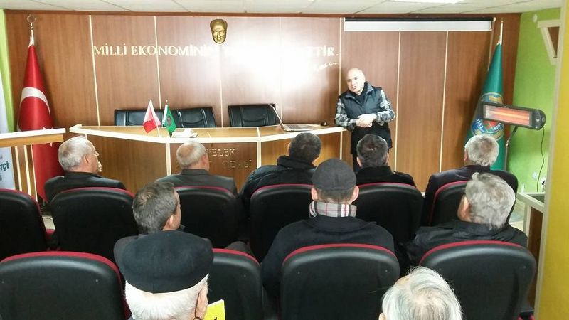 ERFELEK'TE ARICILIK SEMİNERİ DÜZENLENDİ