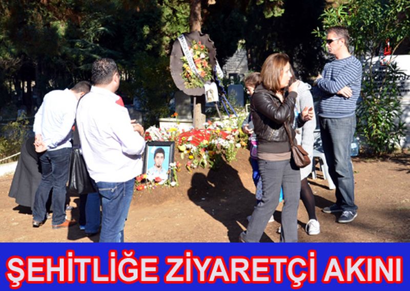 Sinop’ta Mezarlıklar Ziyaretçi Akınına Uğradı