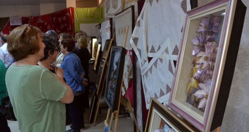 Sinop Halk Eğitim Kursiyerlerinden ‘El Nakışları’ Sergisi