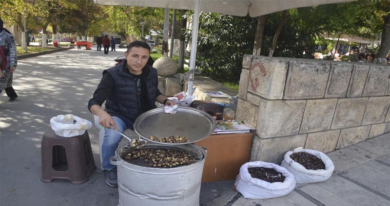 KESTANE SEYYAR TEZGAHLARDAKİ YERİNİ ALDI