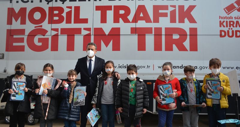 MOBİL EĞİTİM TIRI SİNOP’TA