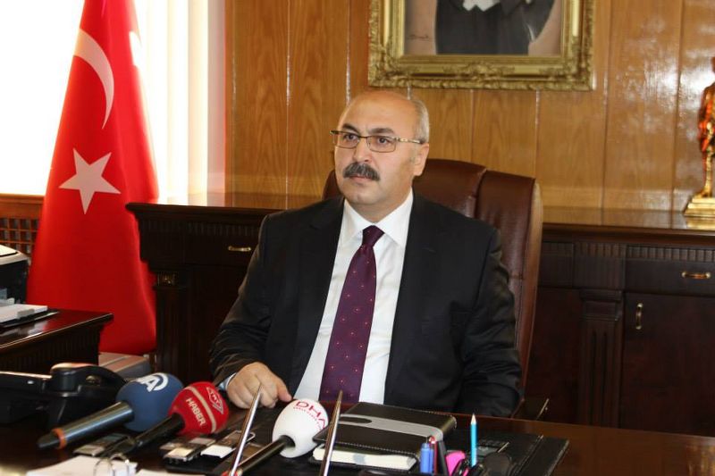 VALİ KÖŞGER GENÇLERE SESLENDİ!