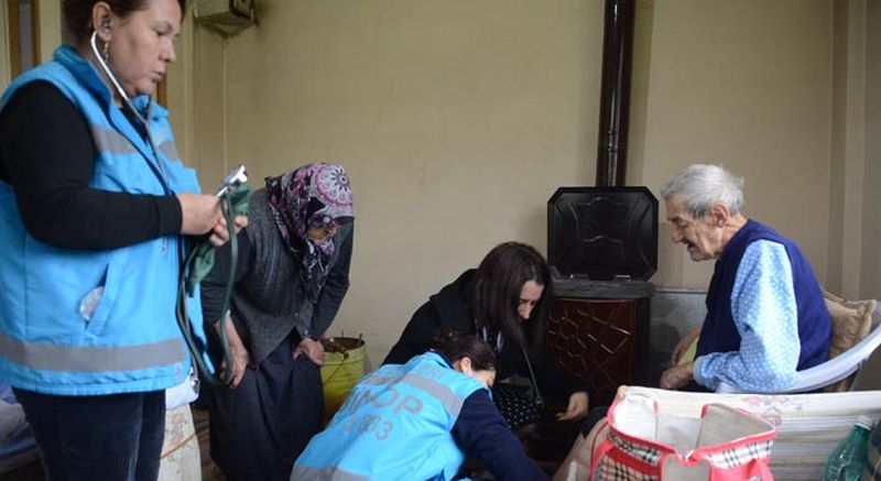 SİNOP’TA YAŞLILARA SINIRSIZ SAĞLIK HİZMETLERİ