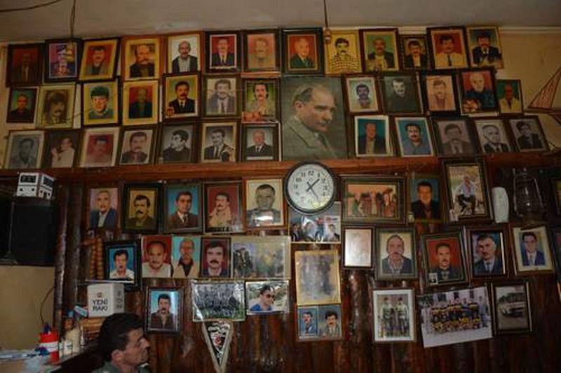 MEYHANEDEKİ MEZARLIK