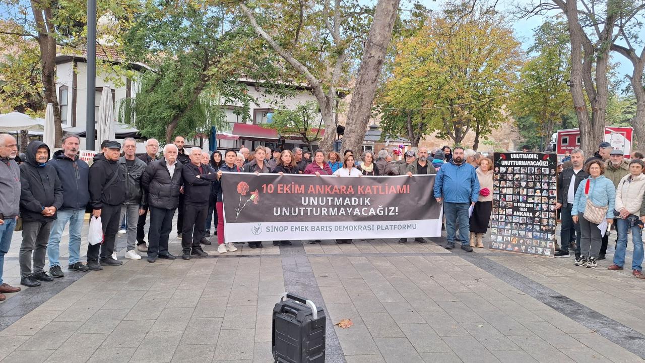 10 Ekim Gar Katliamı’nda yaşamını yitirenler Sinop&#039;ta anıldı