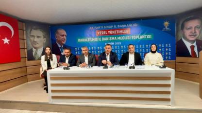 AK Parti Sinop’ta yerel gündem zirvesi: Teşkilat çalışmaları masaya yatırıldı