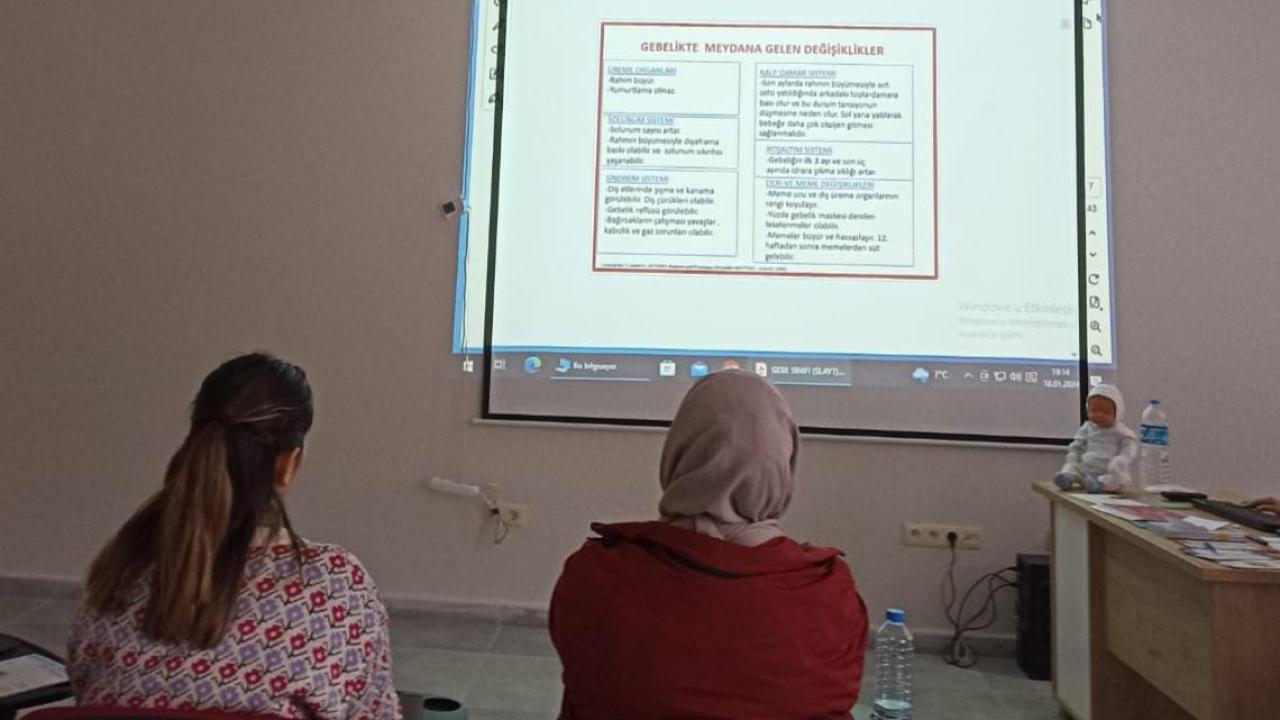 Anne adayları normal doğumun önemi anlatıldı