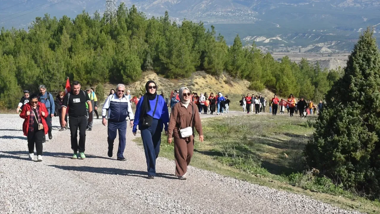 Boyabat’ta Cumhuriyet coşkusu doğa yürüyüşüyle taçlanacak