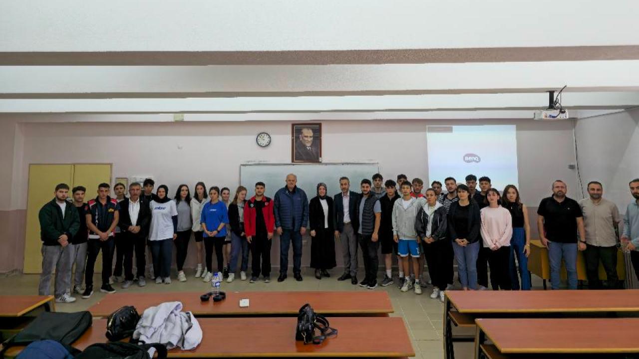 Boyabat’ta Erasmus+ Programları öğrencilere tanıtıldı
