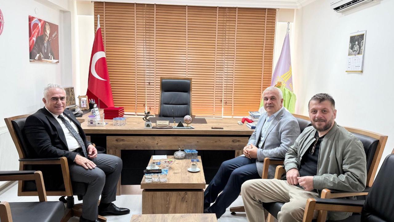 Esnaf Odası Başkanı Gündoğdu, misafirlerini ağırladı