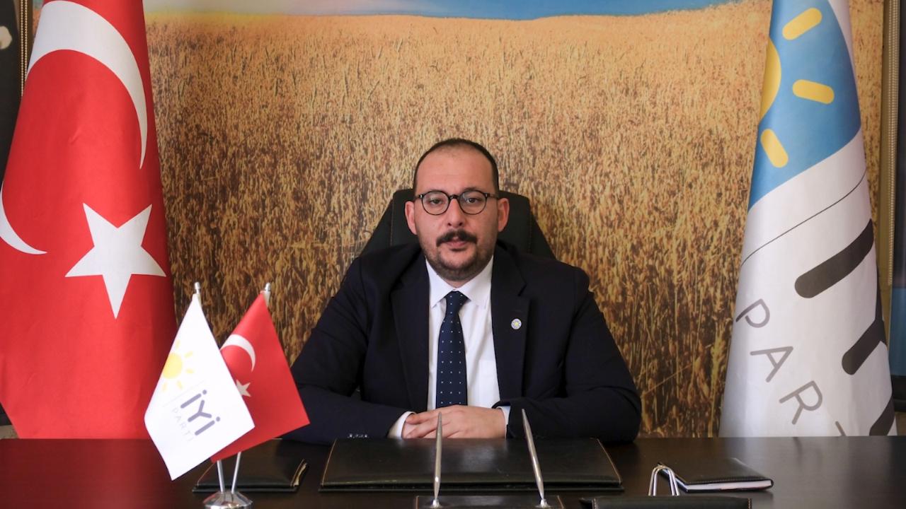 İYİ Parti Sinop’ta yeni dönem: Melih Tolga Güzle göreve getirildi