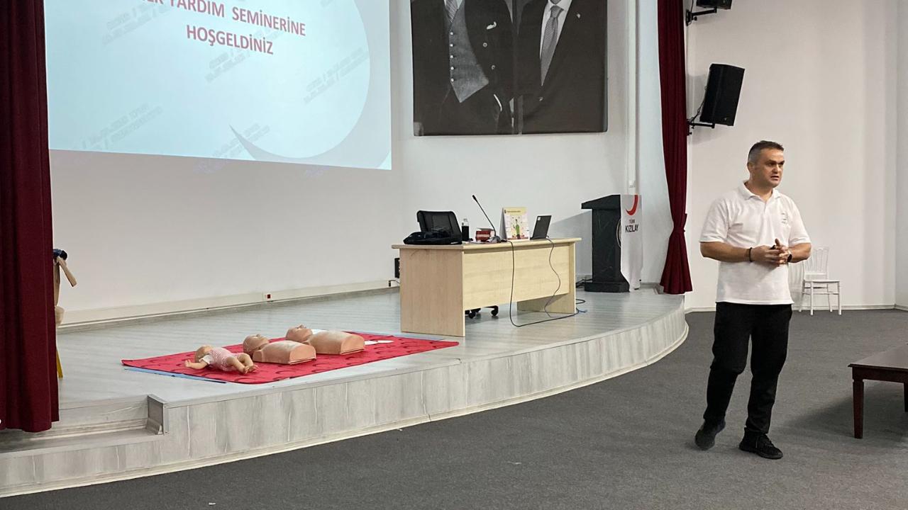 Sinop’ta Kızılay’dan emniyet personeline hayat kurtaran eğitim!