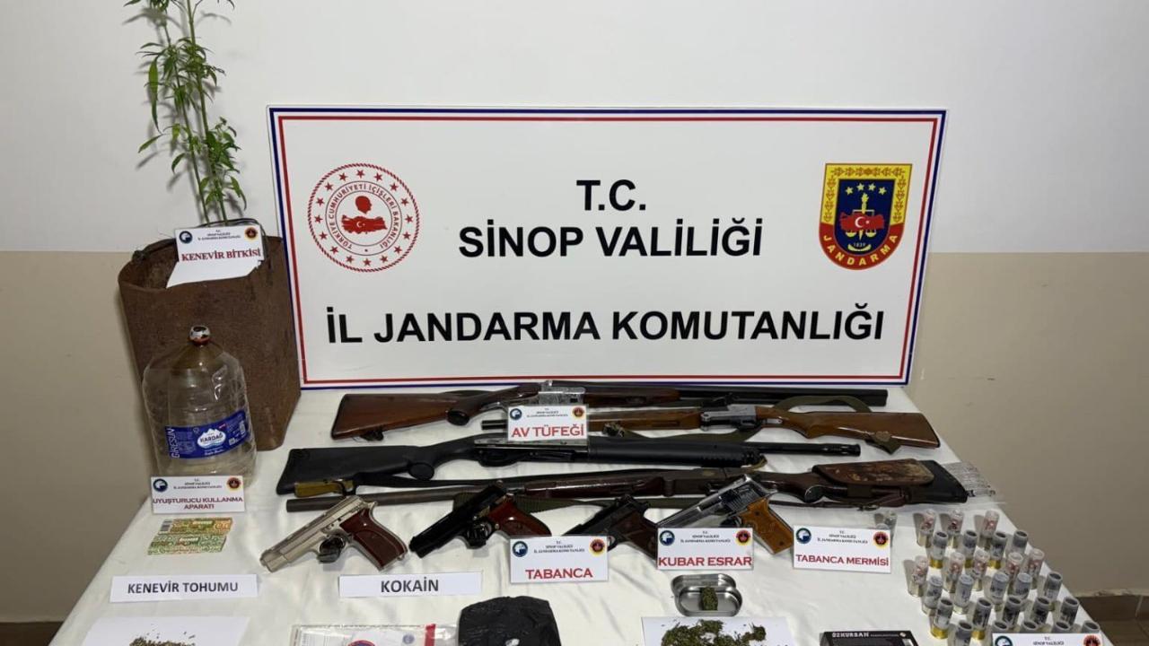 Sinop&#039;ta uyuşturucu operasyonu: 2 gözaltı