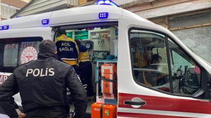 Sinop’ta yaşlı kadın kaldırıma takılıp düştü