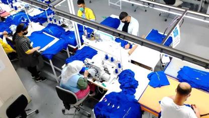 Türkeli’de yeni tekstil fabrikası üretime başladı