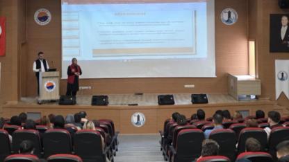 ÜnİDES öğrencilerle buluştu