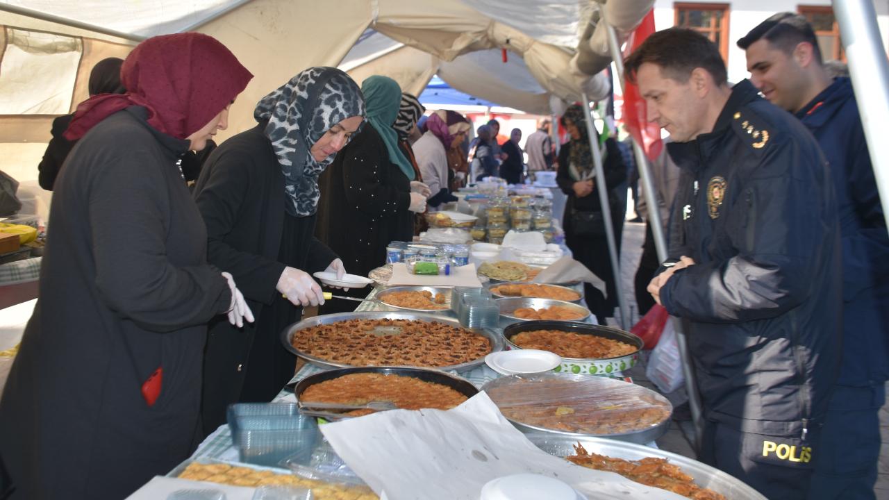 Boayabat&#039;ta Filistin yararına kermes düzenlendi