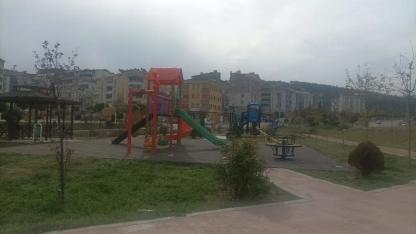 Boyabat'ta çocuk parkları yenileniyor