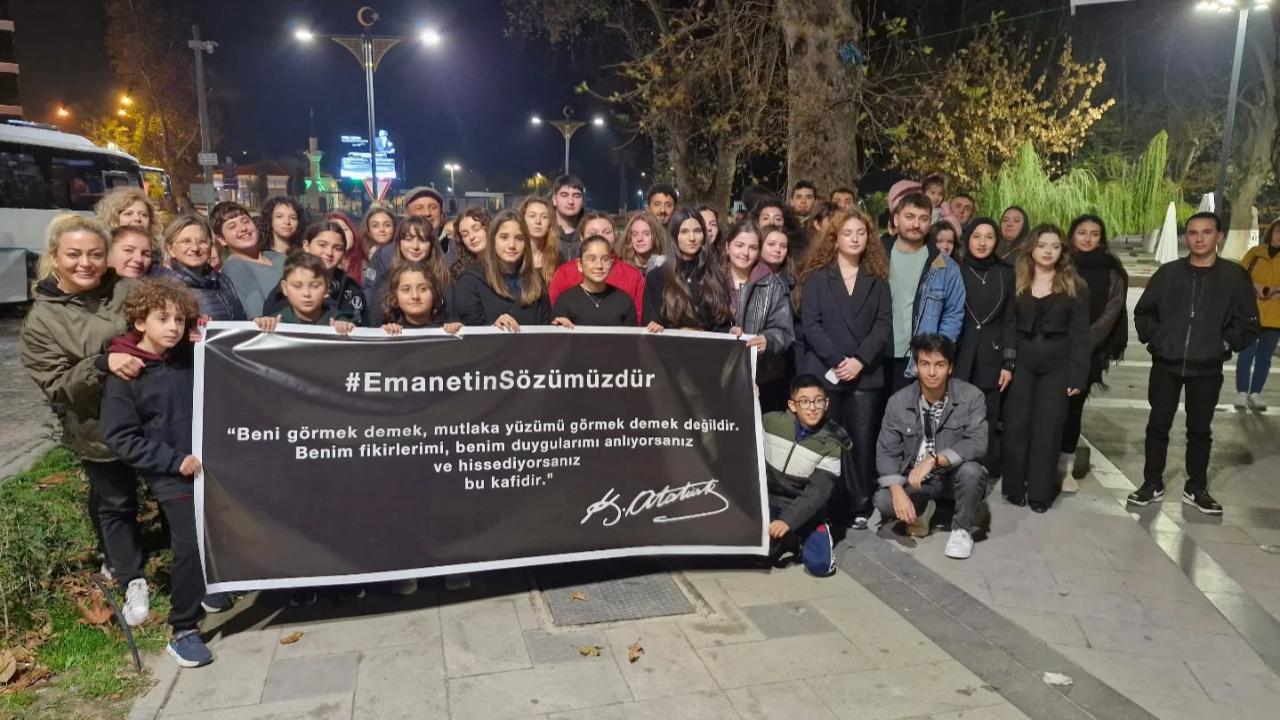 Cumhuriyetin emanetçileri Atasını anmak için Sinop&#039;tan yola çıktı