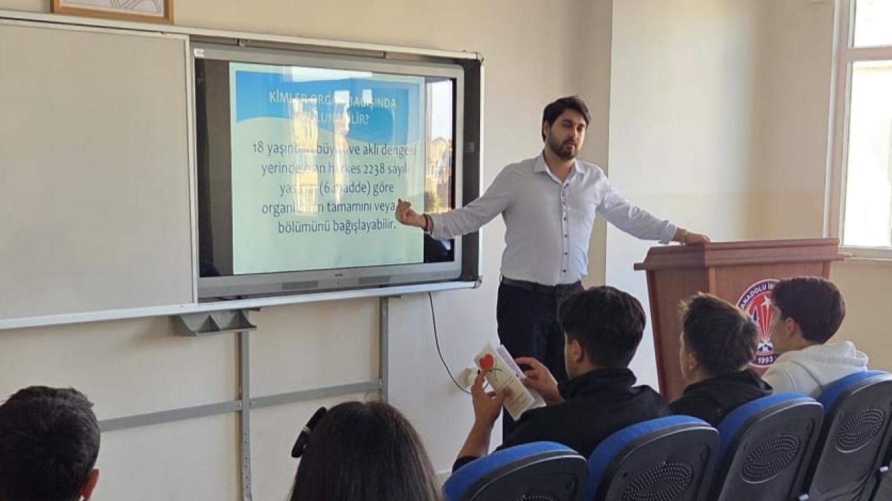 Gerze&#039;de öğrenciler organ bağışı hakkında bilgilendirildi