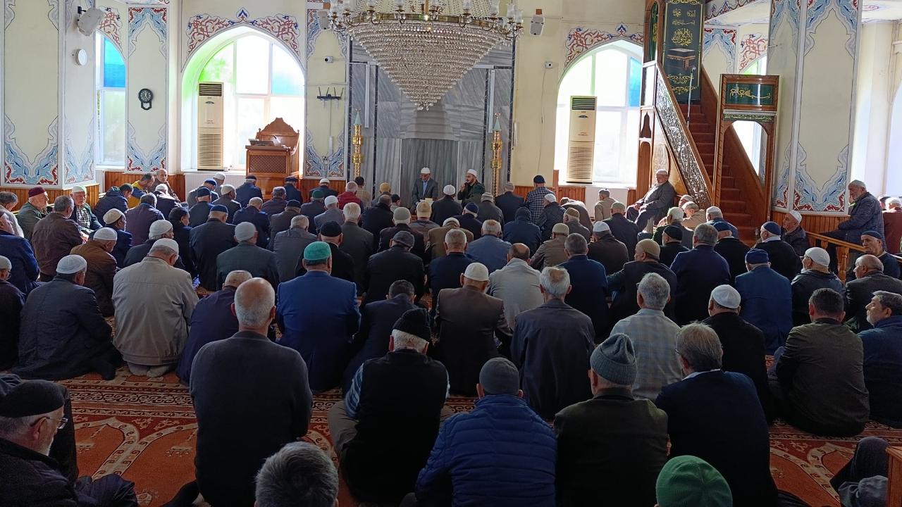 Gerze&#039;de şehit öğretmenler için mevlit okutuldu