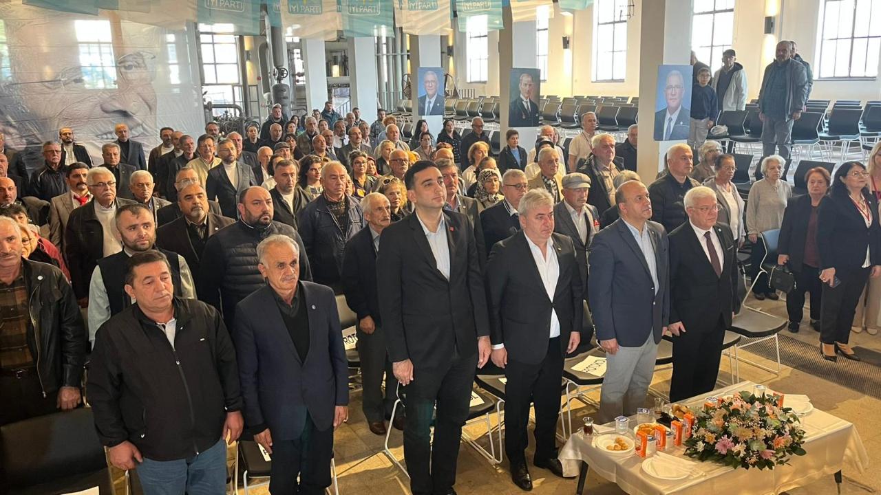 İYİ Parti Sinop İl Kongresi başladı!