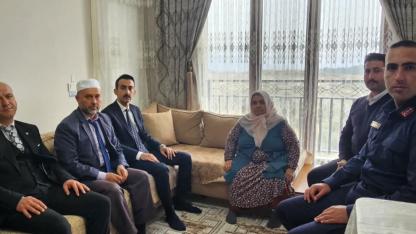 Kaymakam Ünal'dan şehit annesine ziyaret