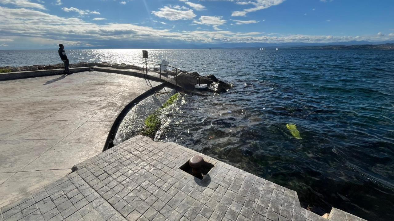 Kaza olunca mı önlem alınacak?&quot; Gazi Caddesi sahili demir korkuluk bekliyor