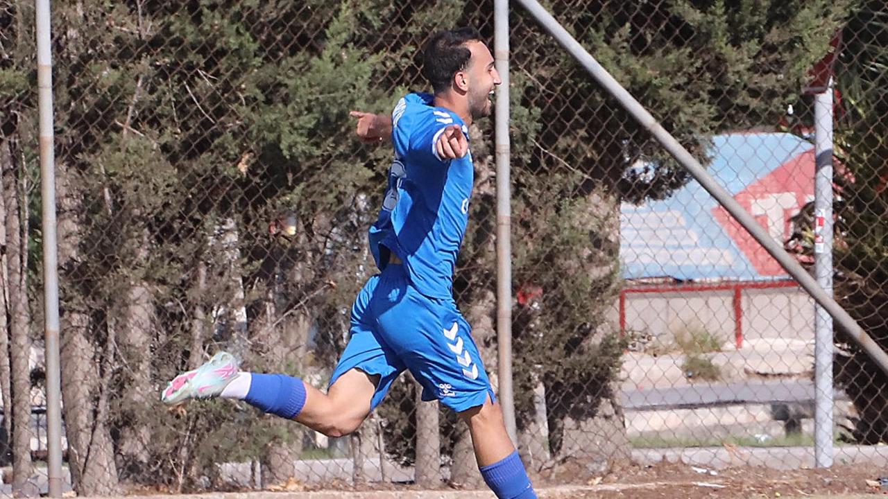 Küçükçekmece Sinopspor&#039;a orta saha takviyesi