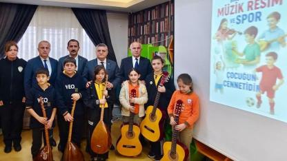 Sinop’ta çocuklar spor ve sanatla buluşuyor