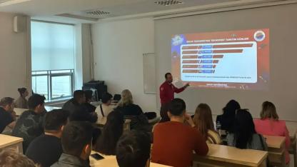 Sinop Üniversitesi'nde öğrencilere TEKNOFEST eğitimi