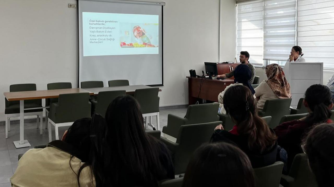 Sinop&#039;ta öğrenciler sağlık dünyasını yakından keşfetti