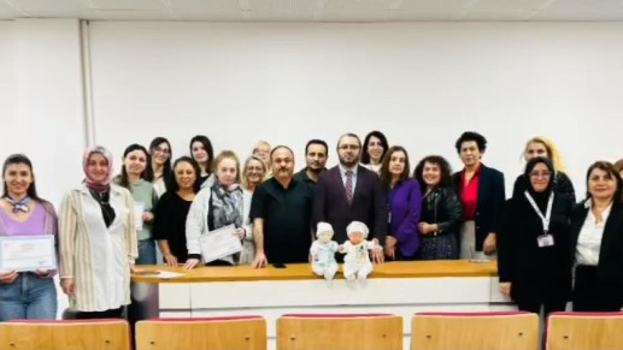 Sinop&#039;ta sağlık çalışanlarına &#039;anne sütü&#039; eğitimi