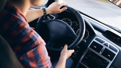 Sürüş davranışları, bilişsel gerilemeyi erken tespit etmeye yardımcı olabilir