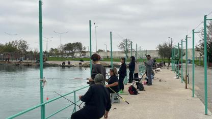 Taze balık yemek isteyenler oraya koştu