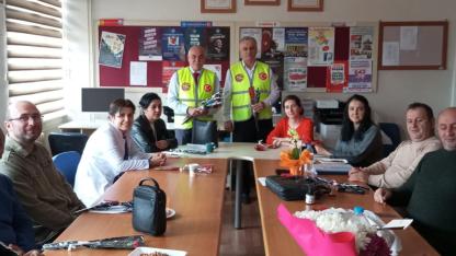 THK Sinop Şubesi’nden öğretmenlere karanfilli kutlama